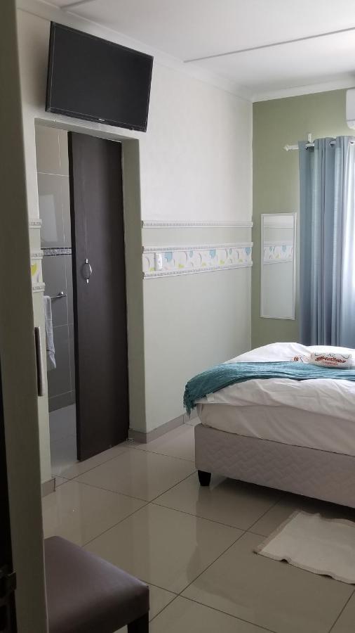 A-Z Boutique Guesthouse ويندهوك المظهر الخارجي الصورة