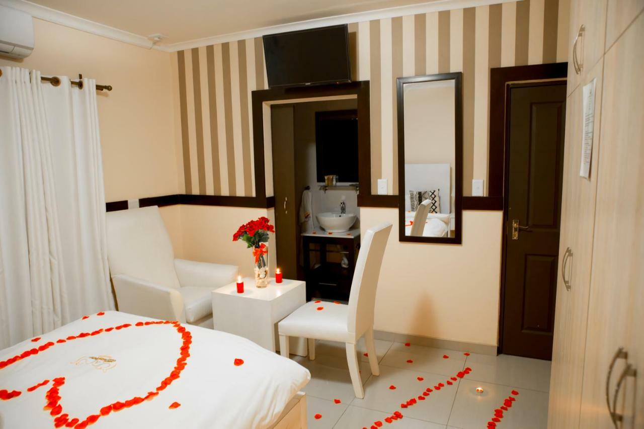 A-Z Boutique Guesthouse ويندهوك المظهر الخارجي الصورة