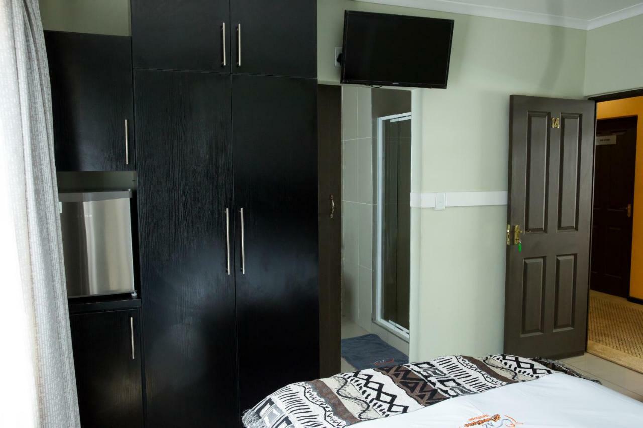 A-Z Boutique Guesthouse ويندهوك المظهر الخارجي الصورة