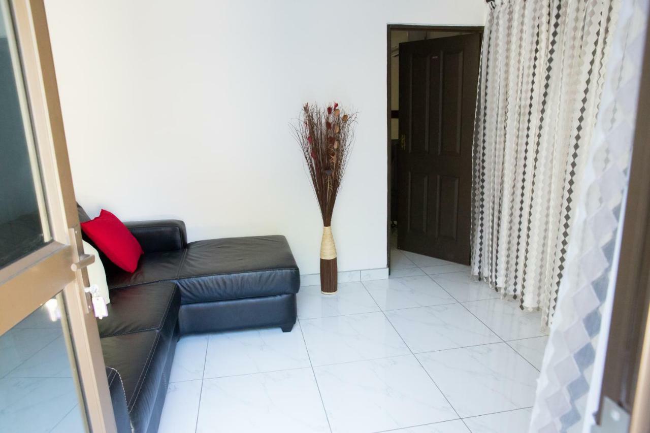 A-Z Boutique Guesthouse ويندهوك المظهر الخارجي الصورة