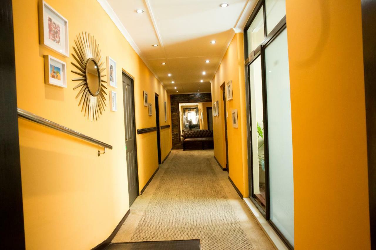 A-Z Boutique Guesthouse ويندهوك المظهر الخارجي الصورة