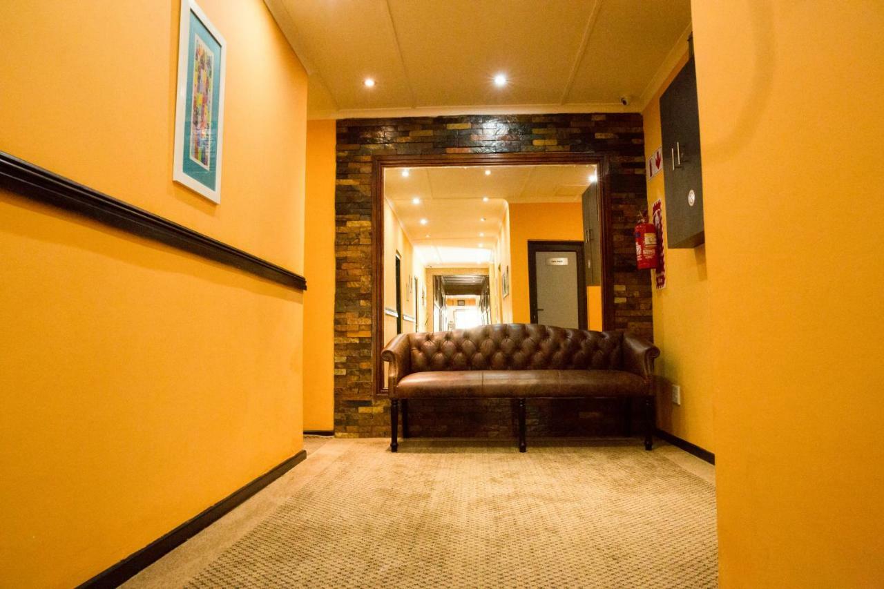 A-Z Boutique Guesthouse ويندهوك المظهر الخارجي الصورة