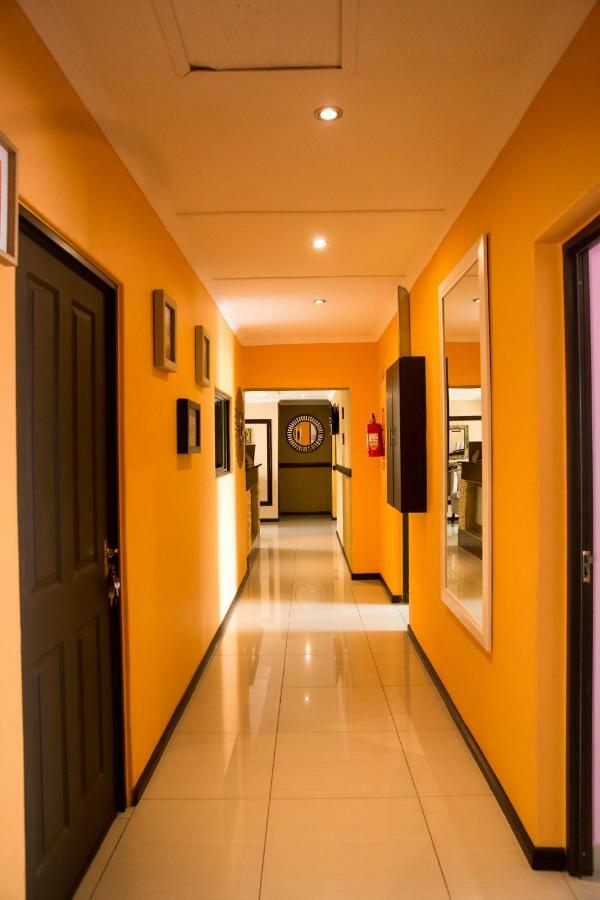 A-Z Boutique Guesthouse ويندهوك المظهر الخارجي الصورة
