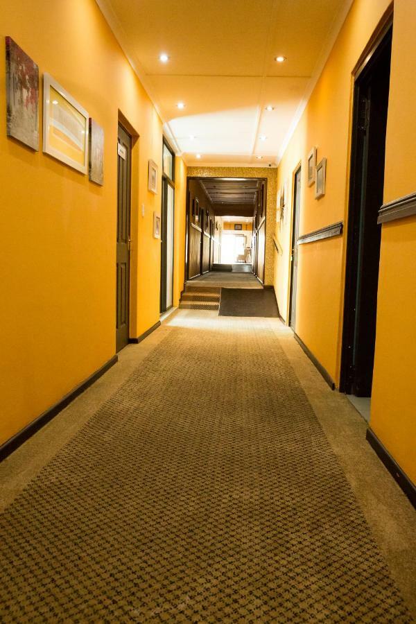 A-Z Boutique Guesthouse ويندهوك المظهر الخارجي الصورة